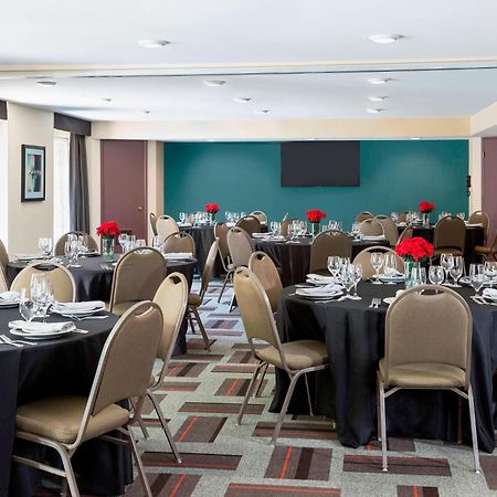 Four Points By Sheraton Buffalo Grove Buitenkant foto