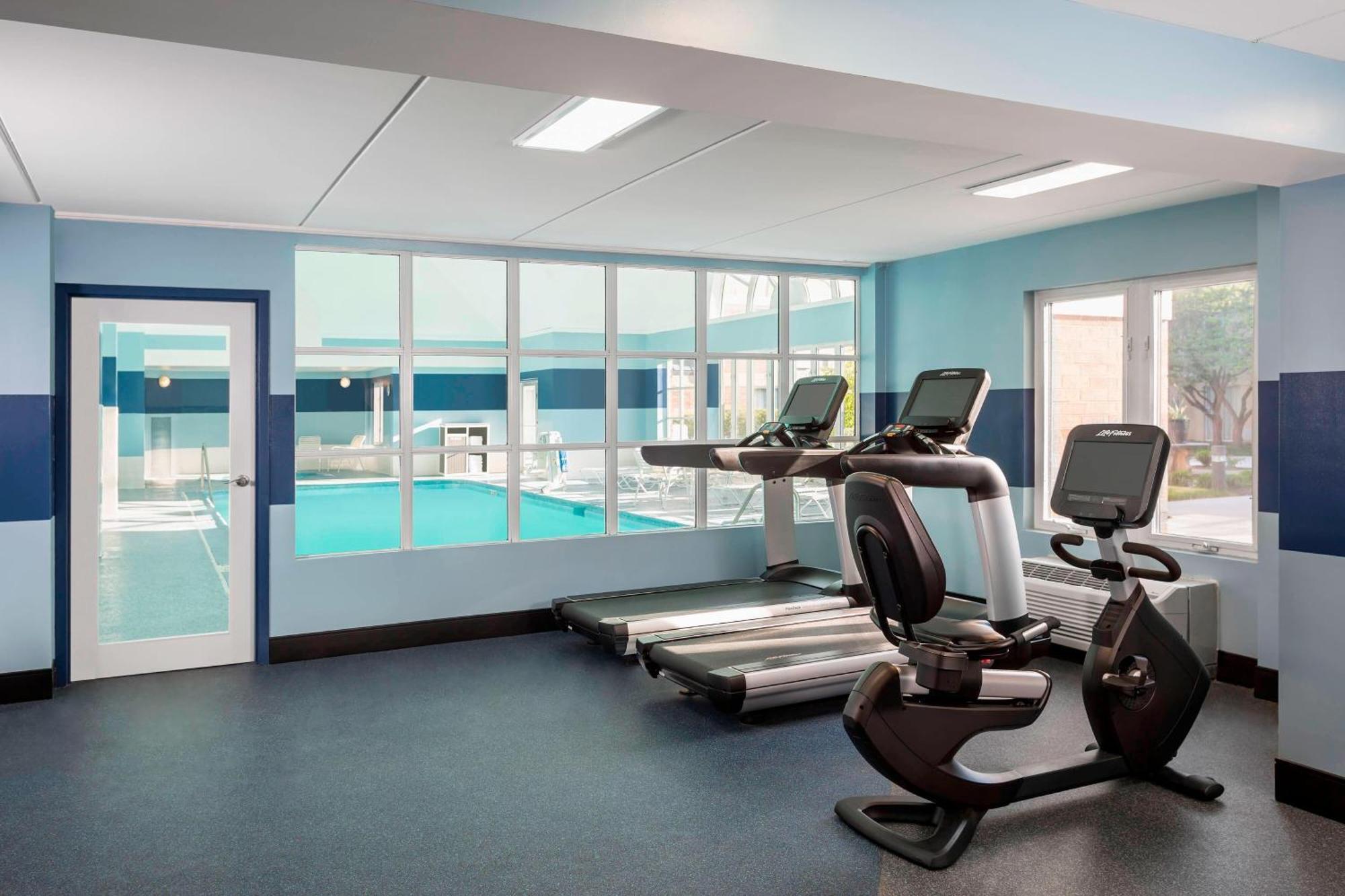 Four Points By Sheraton Buffalo Grove Buitenkant foto